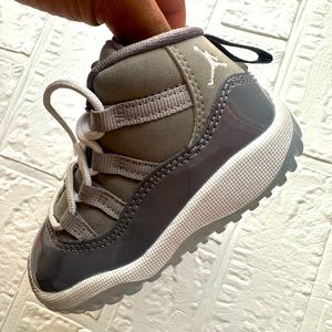 Jordan 11 Retro “cool grey”  TD size 5C